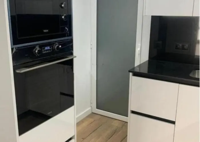Apartment Vidanova 1 *